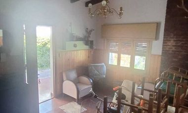 VENTA - CASA 3 DORMITORIOS - MELINCUE