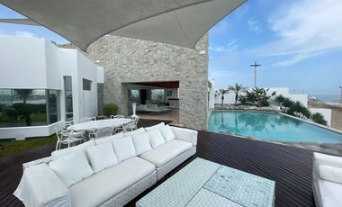 Vendo casa en el km 46 con vista privilegiada al mar de Punta Hermosa