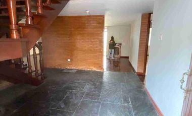 Hermosa Casa en Venta en Santiago de Surco