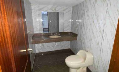 Hermosa Casa en Venta en Santiago de Surco