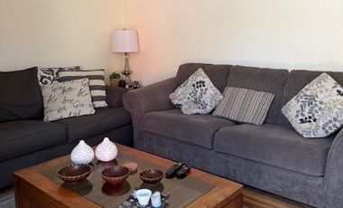 Venta amplia y cómoda casa 3D+3B Ciudad Satélite - Maipú