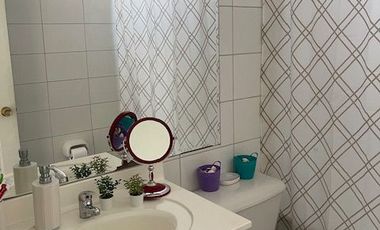 Venta amplia y cómoda casa 3D+3B Ciudad Satélite - Maipú