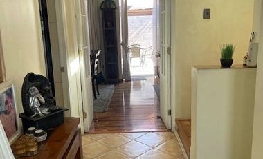 Venta amplia y cómoda casa 3D+3B Ciudad Satélite - Maipú