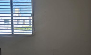 CASA EN RENTA EN RAMOS ARIZPE MUY CENTRICA A 2 CUADRAS DE AL SUPER EN COLONIA LA HACIENDA DE PREFERENCIA PARA OFICINAS DE DOS PLANTAS SIN MUEBLES