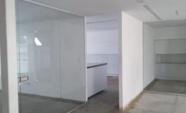 RENTA Exclusivo Local Comercial en Av. Revolución – 725 m² con Excelente Ubicación y Estacionamiento Privado ($309,750.00 + IVA). No incluye mantenimi