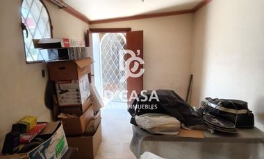 SE VENDE CASA EN ARBOLEDAS 4TA SECCIÓN