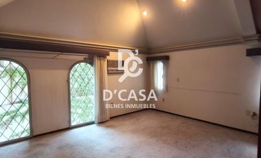 SE VENDE CASA EN ARBOLEDAS 4TA SECCIÓN