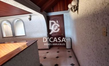 SE VENDE CASA EN ARBOLEDAS 4TA SECCIÓN