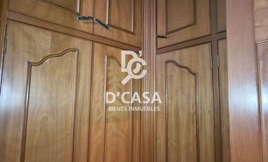 SE VENDE CASA EN ARBOLEDAS 4TA SECCIÓN