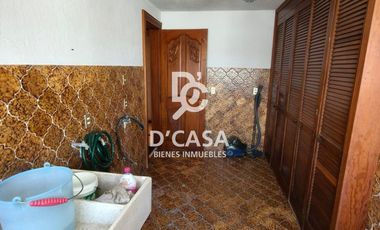 SE VENDE CASA EN ARBOLEDAS 4TA SECCIÓN