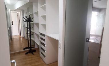 Vendo departamento de 250m2 de 3 dormitorios c/baño, Cerros de Camacho.