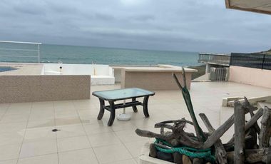 CASA AMOBLADA EN VENTA UBICADA FRENTE AL MAR EN PUNTA CARNERO