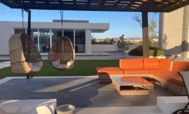 CUMBRES DEL LAGO IMPRESIONANTE PENTHOUSE DE 2 NIVELES 3 RECAMARAS ROOF GARDEN CUARTO DE SERVICIO 3 GARAGES