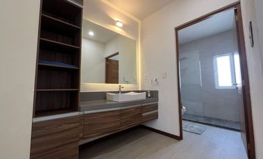 CUMBRES DEL LAGO IMPRESIONANTE PENTHOUSE DE 2 NIVELES 3 RECAMARAS ROOF GARDEN CUARTO DE SERVICIO 3 GARAGES