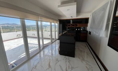 CUMBRES DEL LAGO IMPRESIONANTE PENTHOUSE DE 2 NIVELES 3 RECAMARAS ROOF GARDEN CUARTO DE SERVICIO 3 GARAGES
