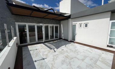 CUMBRES DEL LAGO IMPRESIONANTE PENTHOUSE DE 2 NIVELES 3 RECAMARAS ROOF GARDEN CUARTO DE SERVICIO 3 GARAGES