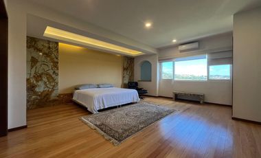 CUMBRES DEL LAGO IMPRESIONANTE PENTHOUSE DE 2 NIVELES 3 RECAMARAS ROOF GARDEN CUARTO DE SERVICIO 3 GARAGES