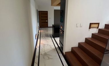 CUMBRES DEL LAGO IMPRESIONANTE PENTHOUSE DE 2 NIVELES 3 RECAMARAS ROOF GARDEN CUARTO DE SERVICIO 3 GARAGES