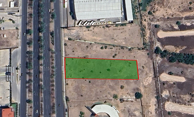 TERRENO EN RENTA, PASEO DE LA REPÚBLICA, QRO. a 550 m. de Plaza Antea