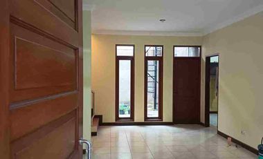 Rumah Sewa Siap Huni Komp Batununggal Indah dkt Tol Buah Batu