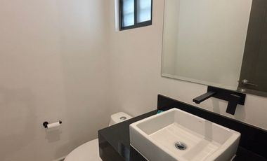 Renta Casa Nueva en Residencial Alina, zona Carretera Nacional, Monterrey