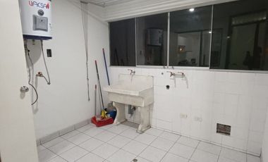 VENDO AMPLIO DEPARTAMENTO CERCA A PARQUE