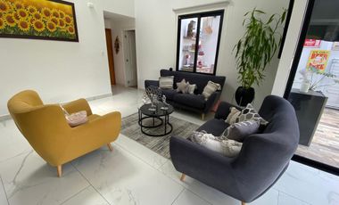 VENTA DE CASA  UNA PLANTA NO ADOSADA EN MIRASIERRA – CONJUNTO EXCLUSIVO