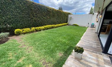 VENTA DE CASA  UNA PLANTA NO ADOSADA EN MIRASIERRA – CONJUNTO EXCLUSIVO