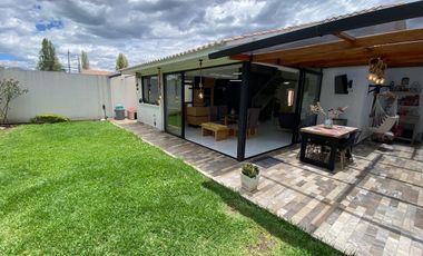 VENTA DE CASA  UNA PLANTA NO ADOSADA EN MIRASIERRA – CONJUNTO EXCLUSIVO