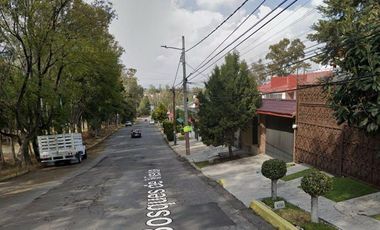 PRECIOSA CASA EN BOSQUES A UN EXCELENTE PRECIO POR REMATE