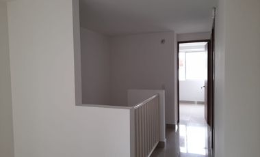 CASA EN CONDOMINIO PARA VENTA O ARRIENDO EN ALONDRA O CIUDAD COUNTRY