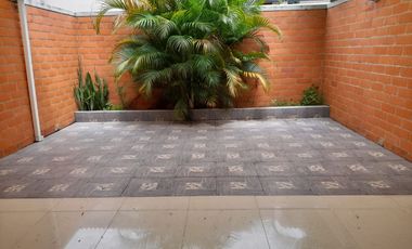 CASA EN CONDOMINIO PARA VENTA O ARRIENDO EN ALONDRA O CIUDAD COUNTRY