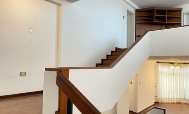 DEPARTAMENTO EN RENTA PARA OFICINAS SECTOR UTE