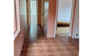 El Hogar De Tus Sueños En Un Entorno Inigualable Y Cómodo