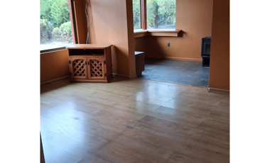 El Hogar De Tus Sueños En Un Entorno Inigualable Y Cómodo