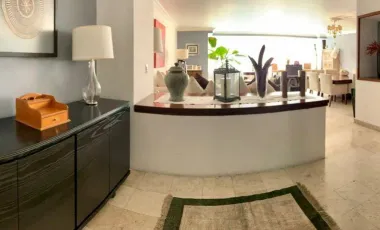 Departamento Amplio, Ubicación, Temperatura E Iluminación Ideales, en Venta