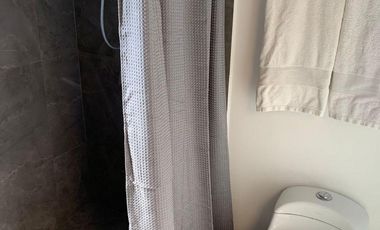 Departamento Amplio, Ubicación, Temperatura E Iluminación Ideales, en Venta