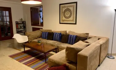 Departamento Amplio, Ubicación, Temperatura E Iluminación Ideales, en Venta