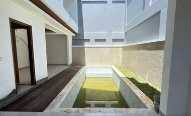 MODERN VILLA PREMIUM 3BR LOCATION VERY NICE AT PECATU ULUWATU