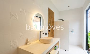 Brand New Modern Tropical Villa in Sanur