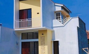 RUMAH SIAP HUNI 2 LANTAI HARGA 1 LANTAI DI KANIGORO BLITAR – HANYA 401 JUTA!