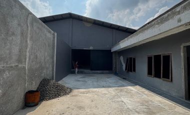 DISEWAKAN..!! Gudang Brand New di komplek Pergudangan Kav DPR Cipondoh Tangerang