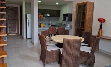 SE RENTA LOFT 2 PLANTAS AMUEBLADO SOBRE AV. KABAH SM:16.