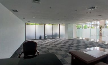 Disewakan  Kantor  siap pakai, Murah & strategis , di tebet Jakarta Selatan