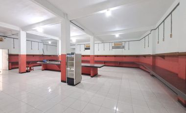 Disewakan ruko gandeng luas lokasi strategis pinggir jalan raya buaran tangsel parkiran luas