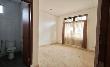 Jual dan Sewa Rumah di radio dalam gandaria jakarta selatan siap huni lokasi strategis