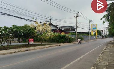 ขายที่ดินสวย เนื้อที่ 4 ไร่ 2 งาน 20 ตารางวา นครปฐม ทำเลดี