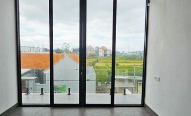 FOR SALE BEAUTY VILLA WITH SWIMMING POOL AND GARDEN AT KEDUNGU TABANAN