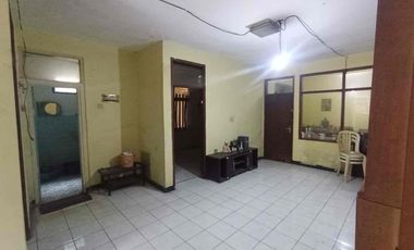 Dikontrakan rumah 2 lantai di komolek sukaasih harga murah