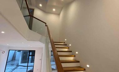 5 Bedrooms for Sale at BF Homes Parañaque